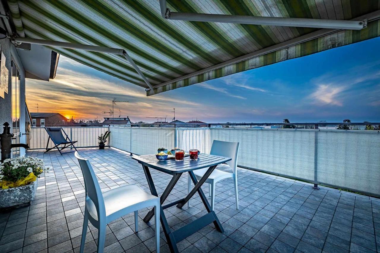 Апартаменты Il Terrazzo Sul Tramonto Бастилья Экстерьер фото